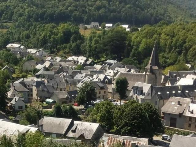 Appartement 3 pièces, 56 m² à louer à Arreau 65240