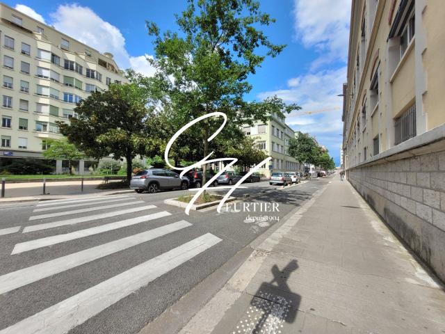 Appartement 3 pièces, 56 m² à louer à Grenoble 38000