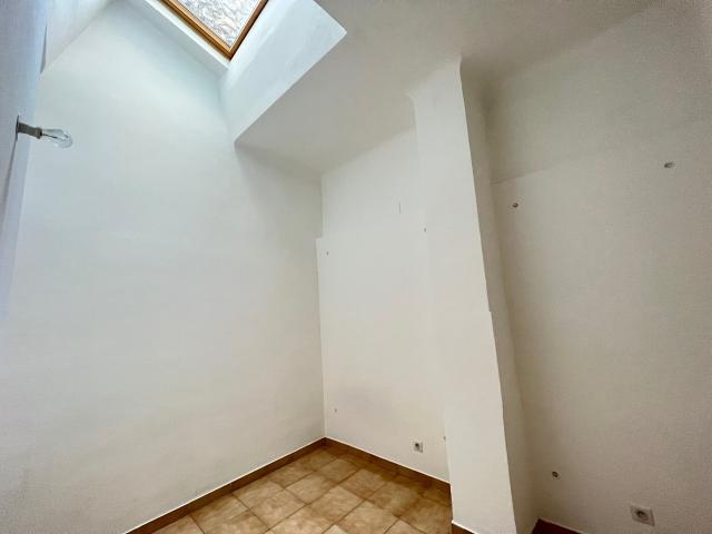 Appartement 3 pièces, 56 m² à louer à La Roque d'Anthéron 13640