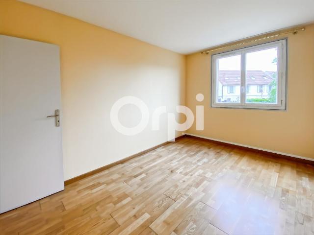 Appartement 3 pièces, 56 m² à louer à Mantes la Jolie 78200