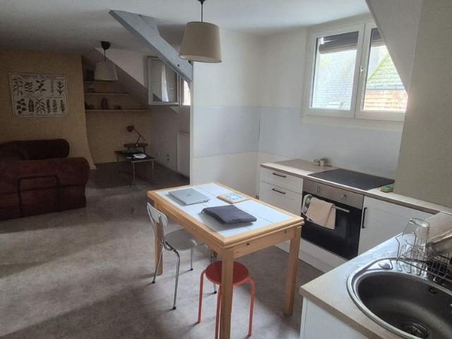 Appartement 3 pièces, 56 m² à louer à Moulins 03000