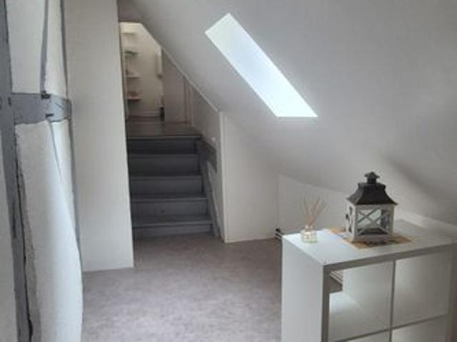 Appartement 3 pièces, 56 m² à louer à Moulins 03000