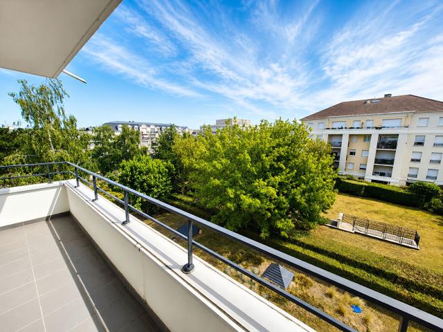 Appartement 3 pièces, 56 m² à louer à Noisy le Grand 93160