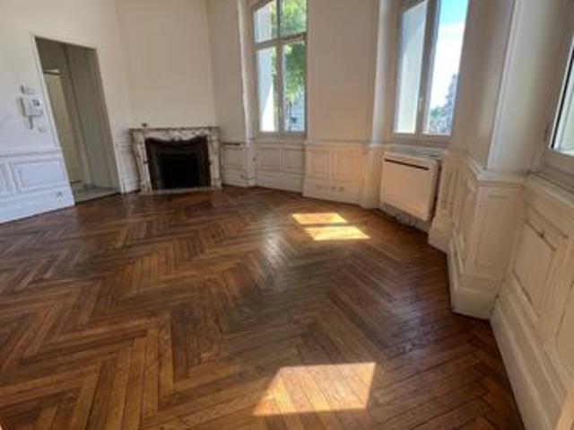 Appartement 3 pièces 56 m²