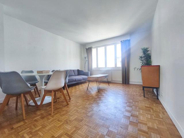 Appartement 3 pièces 58 m2 + balcon Vauban
