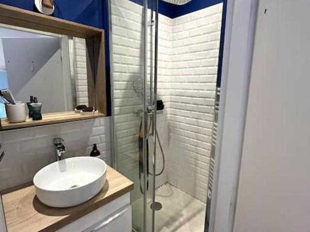 Appartement 3 pièces, 58 m² à louer à Marseille 2 13002