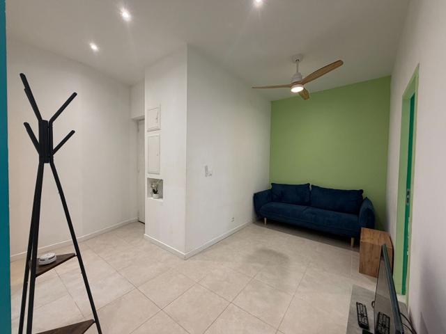 Appartement 3 pièces, 58 m² à louer à Marseille 5 13005