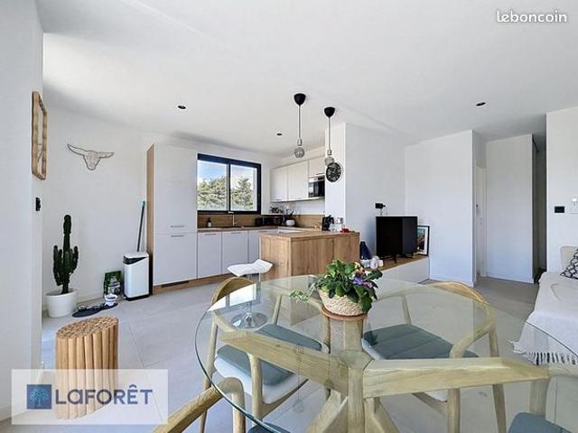 Appartement 3 pièces 58 m²