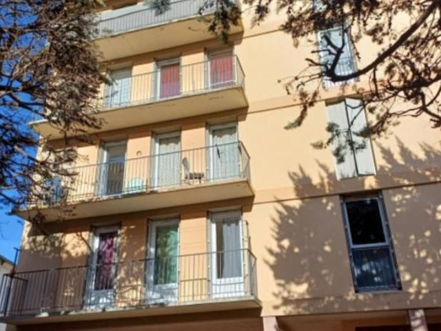 Appartement 3 pièces / 58 m² / 79 000 EUR / DIGNE LES BAINS