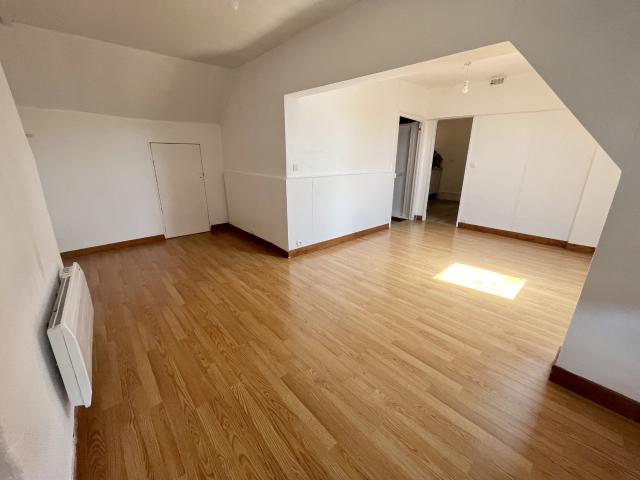Appartement 3 pièces 58m2 à LIANCOURT