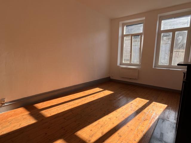 Appartement 3 pièces, 59 m² à louer à Avesnes le Comte 62810