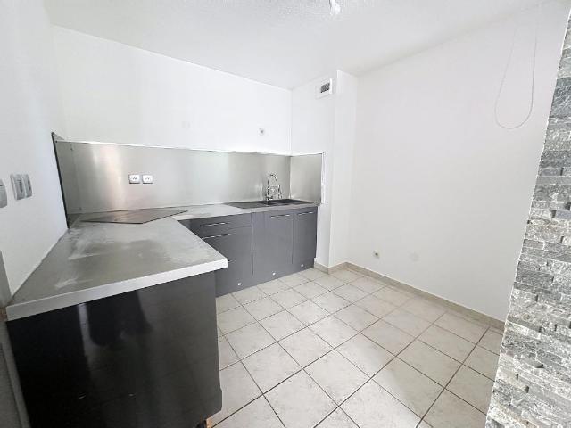 Appartement 3 pièces, 59 m² à louer à Avignon 84000