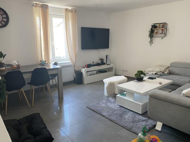 Appartement 3 pièces, 59 m² à louer à Priay 01160