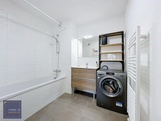 Appartement 3 pièces, 59 m² à louer à Saint Genis Laval 69230