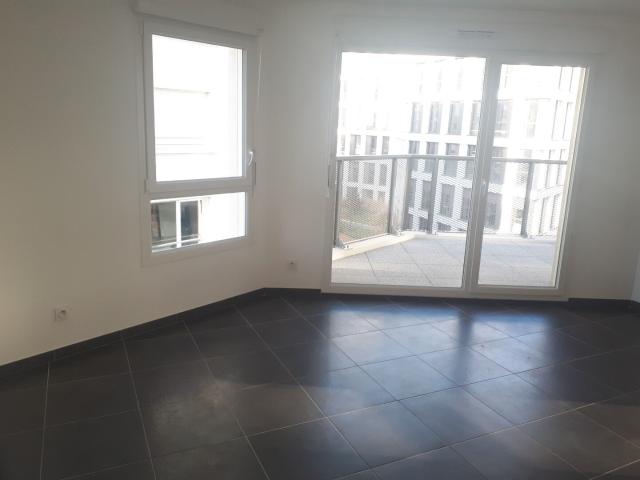 Appartement 3 pièces, 63 m² à louer à Vaulx en Velin 69120