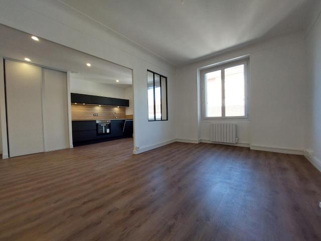 Appartement 3 pièces, 63 m² à louer à Ambérieu en Bugey 01500