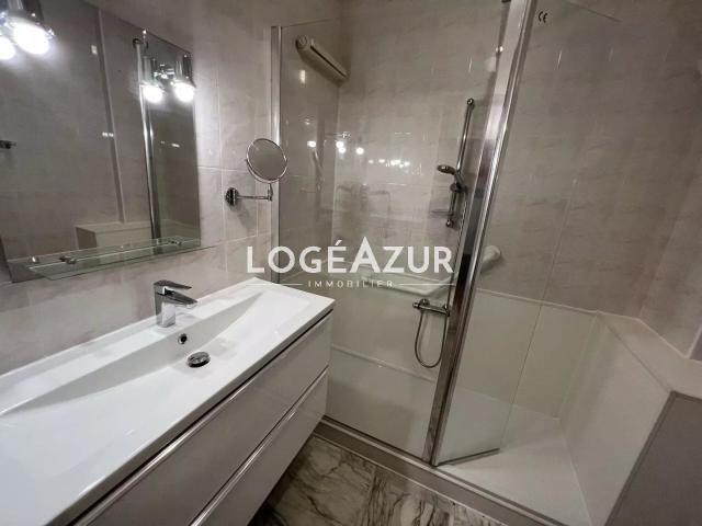 Appartement 3 pièces, 63 m² à louer à Antibes 06600