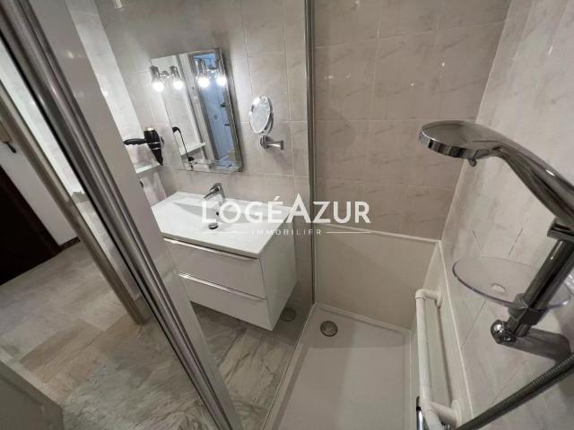 Appartement 3 pièces, 63 m² à louer à Antibes 06600