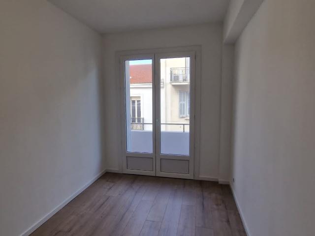 Appartement 3 pièces, 63 m² à louer à Cannes 06400