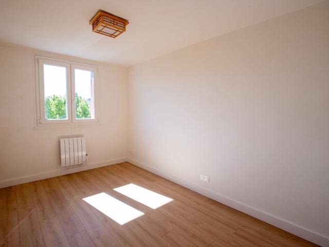 Appartement 3 pièces, 63 m² à louer à Châtillon 92320