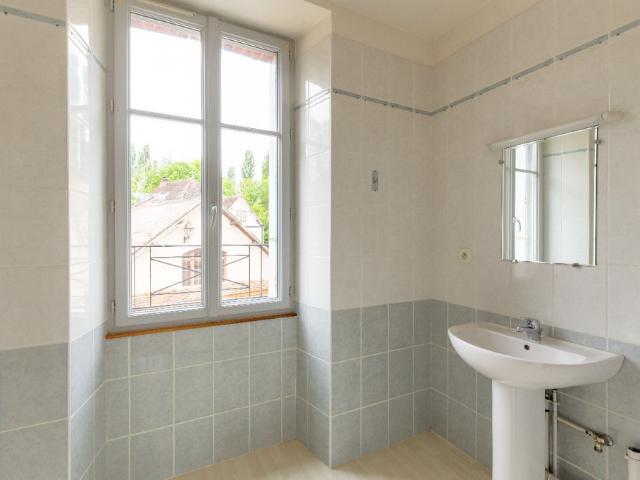 Appartement 3 pièces, 63 m² à louer à Chablis 89800
