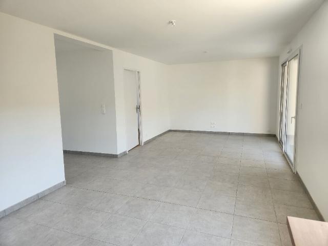 Appartement 3 pièces, 63 m² à louer à Lannilis 29870