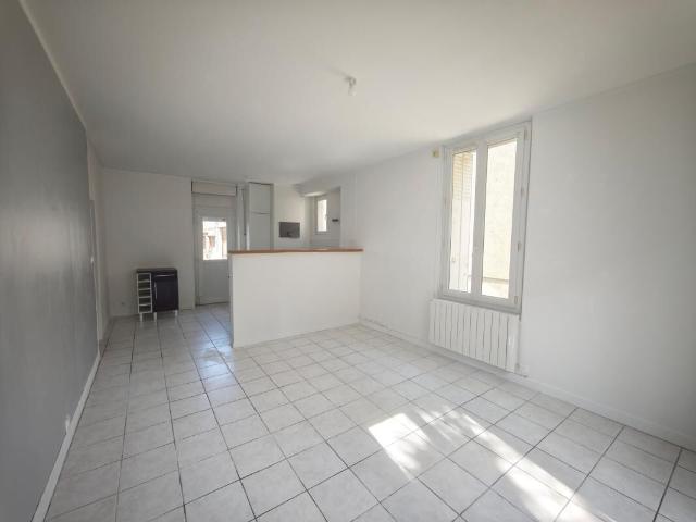 Appartement 3 pièces, 63 m² à louer à Mézières sur Seine 78970