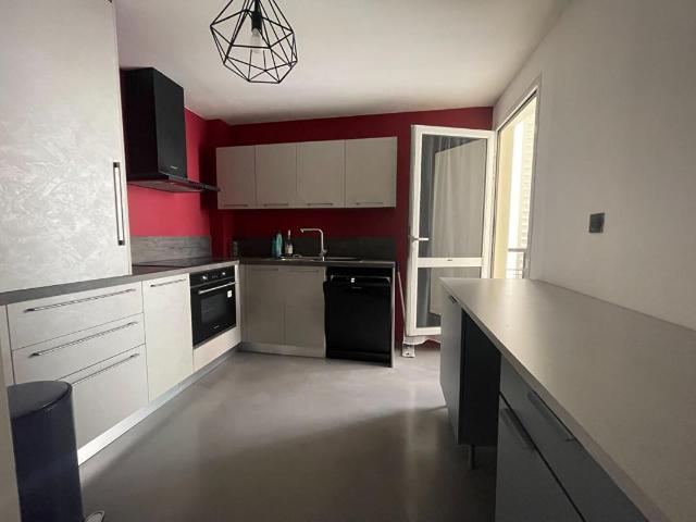 Appartement 3 pièces, 63 m² à louer à Saint Denis 97490