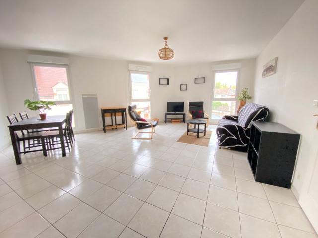Appartement 3 pièces, 63 m² à louer à Saint Denis en Val 45560