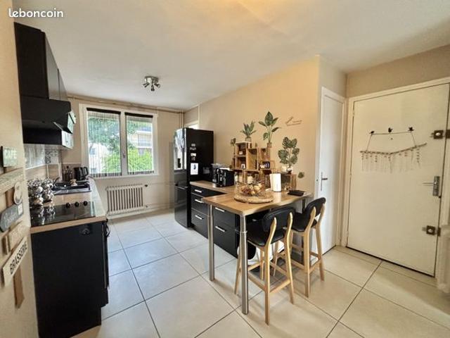 Appartement 3 pièces 63 m²