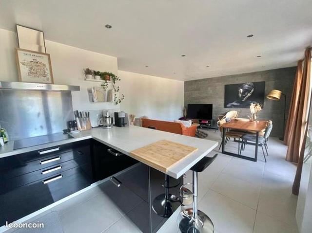 Appartement 3 pièces 63 m²