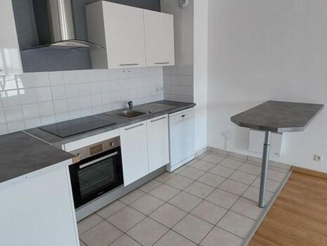 Appartement 3 pièces 63m2 REIMS 780 euros