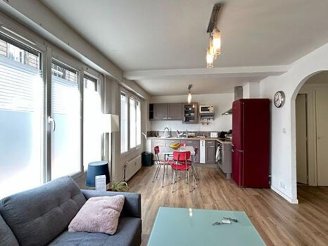 Appartement 3 pièces 63m2 REIMS 880 euros