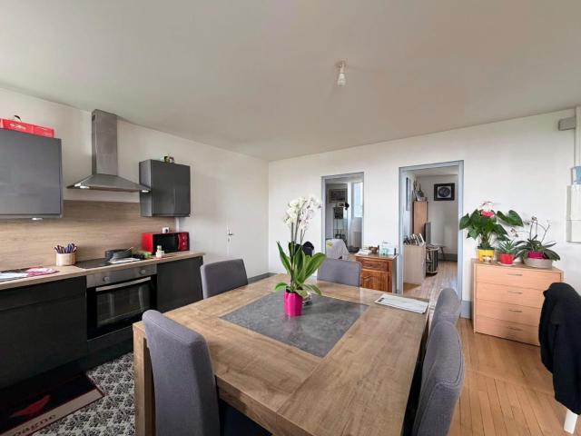 APPARTEMENT 3 PIÈCES 60.04 M2 TOURY