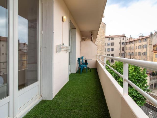 Appartement 3 pièces, 60 m² à louer à Toulon 83000