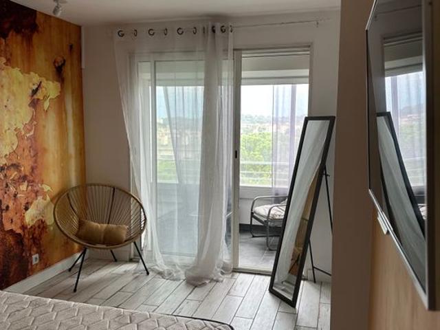 Appartement 3 pièces, 60 m² à louer à Toulon 83000