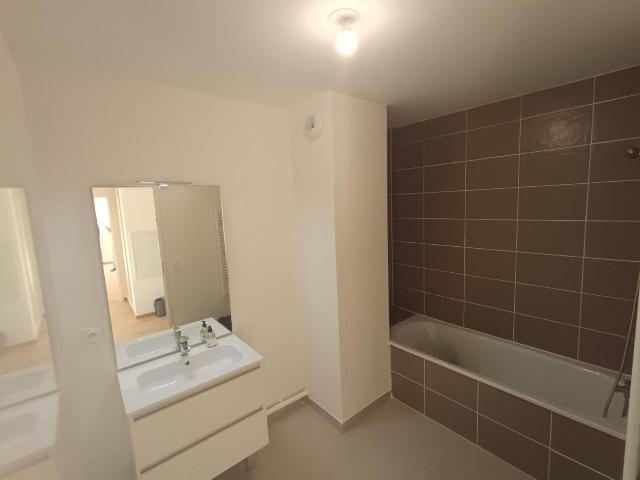 Appartement 3 pièces, 60 m² à louer à Amiens 80000