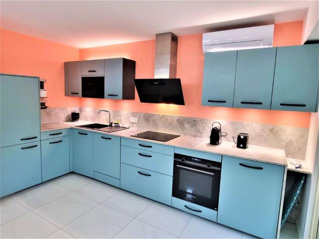 Appartement 3 pièces, 60 m² à louer à Antibes 06160