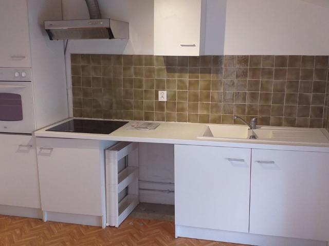 Appartement 3 pièces, 60 m² à louer à Apt 84400
