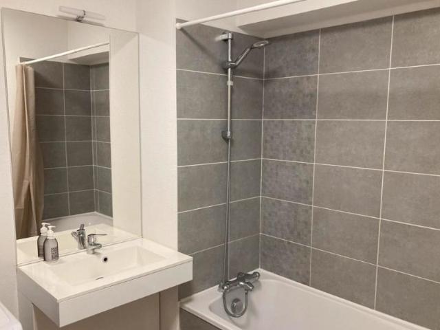 Appartement 3 pièces, 60 m² à louer à Cenon 33150