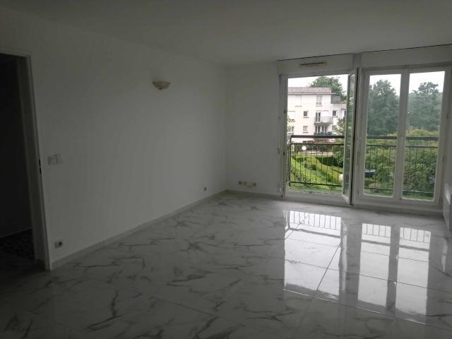 Appartement 3 pièces, 60 m² à louer à Cergy 95800