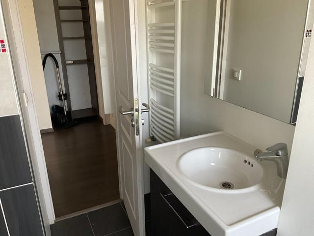 Appartement 3 pièces, 60 m² à louer à Chambéry 73000