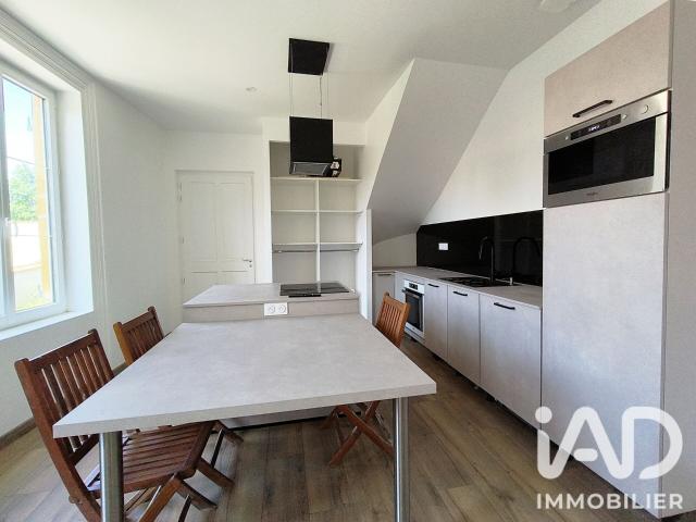 Appartement 3 pièces, 60 m² à louer à Saint Laurent de Chamousset 69930