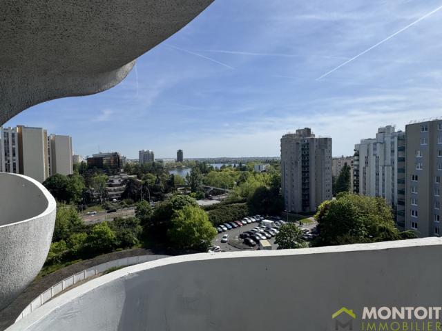 Appartement 3 pièces 61 m2 Balcon 2 CH BOX