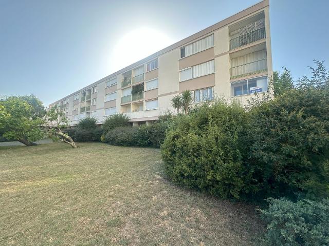 Appartement 3 Pieces 61 m2 merignac