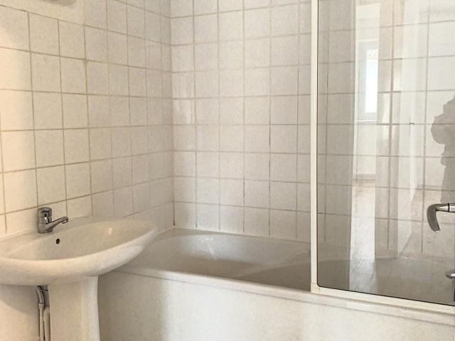Appartement 3 pièces, 61 m² à louer à Villevocance 07690