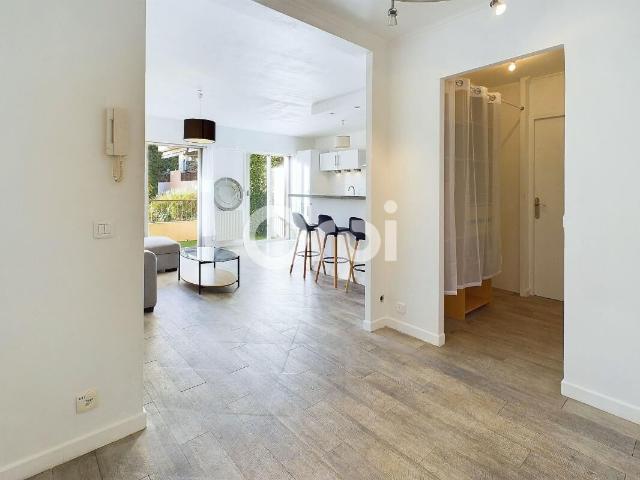Appartement 3 pièces, 61 m² à louer à Mandelieu la Napoule 06210