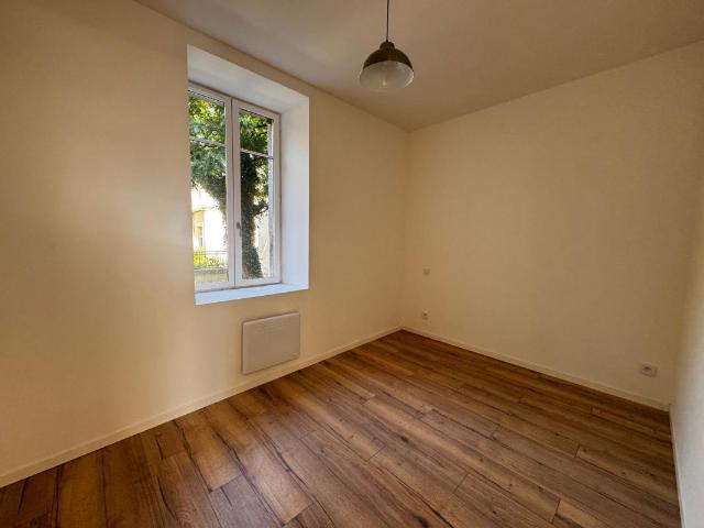 Appartement 3 pièces, 61 m² à louer à Mazamet 81200
