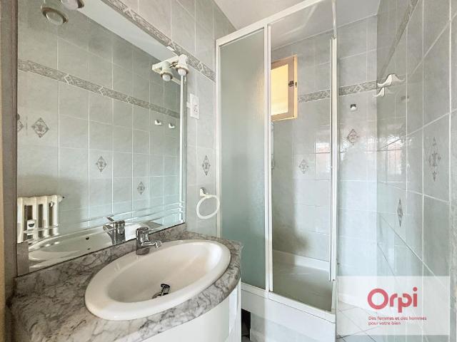 Appartement 3 pièces, 61 m² à louer à Montluçon 03100