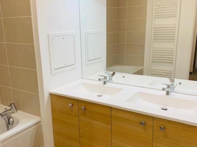 Appartement 3 pièces, 62 m² à louer à Tourcoing 59200